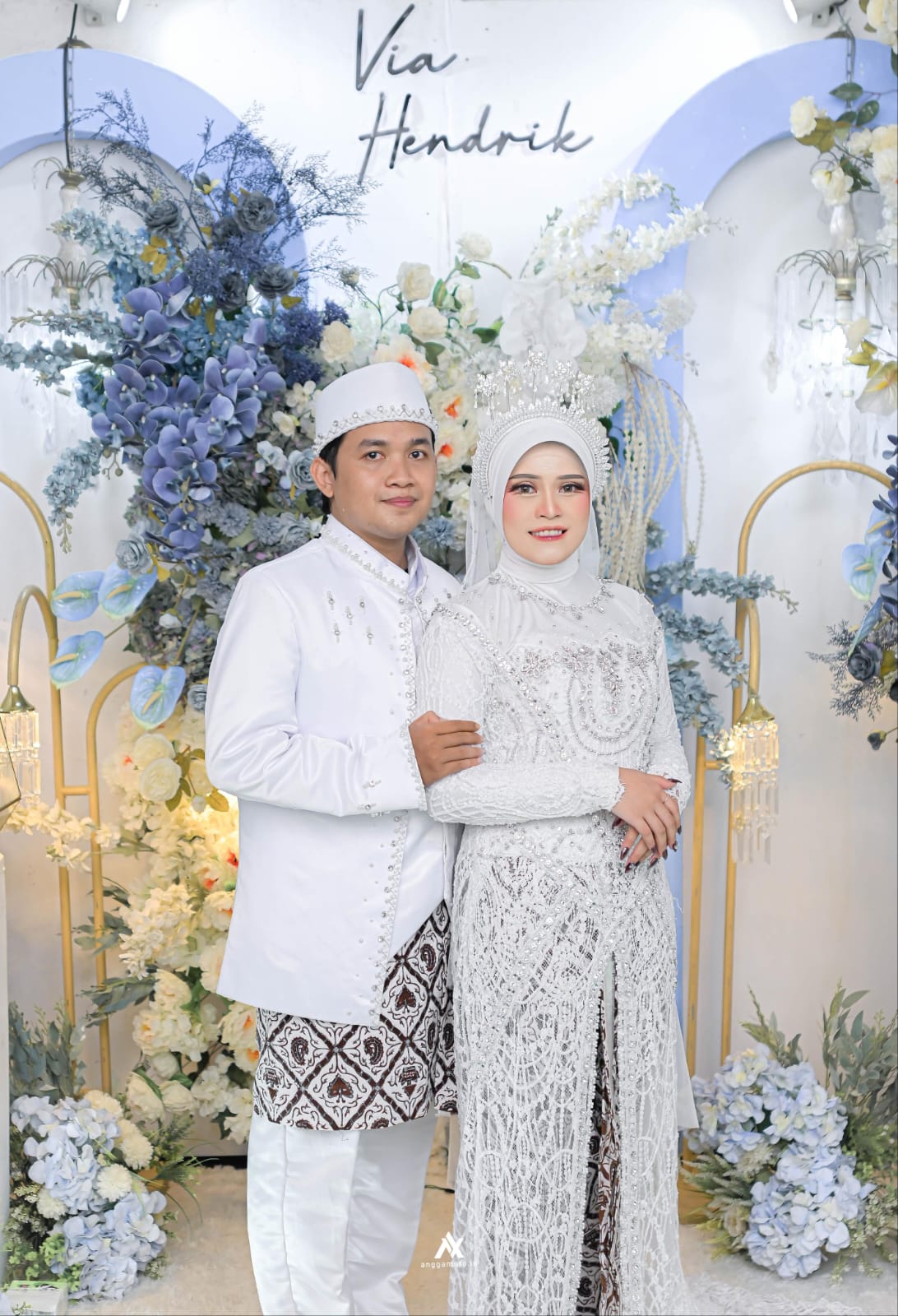 HENDRIK & VIA (AGUSTUS) (12) HENDRIK & VIA (AGUSTUS) (12)