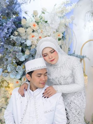 HENDRIK & VIA (AGUSTUS) (7)